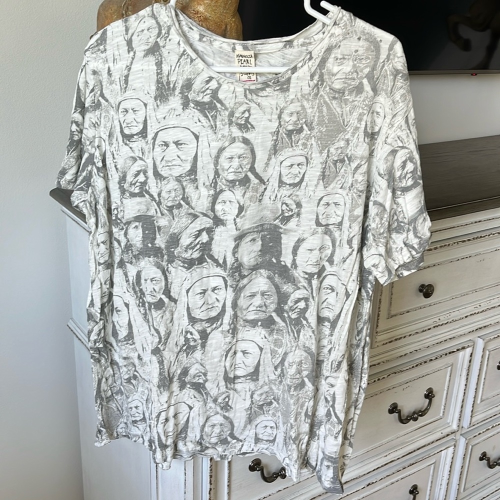 Magnolia Pearl True Heart Tee - Picture 4 of 9